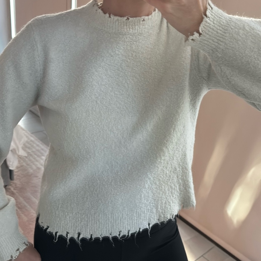 Zara MED Women's Cream Sweater